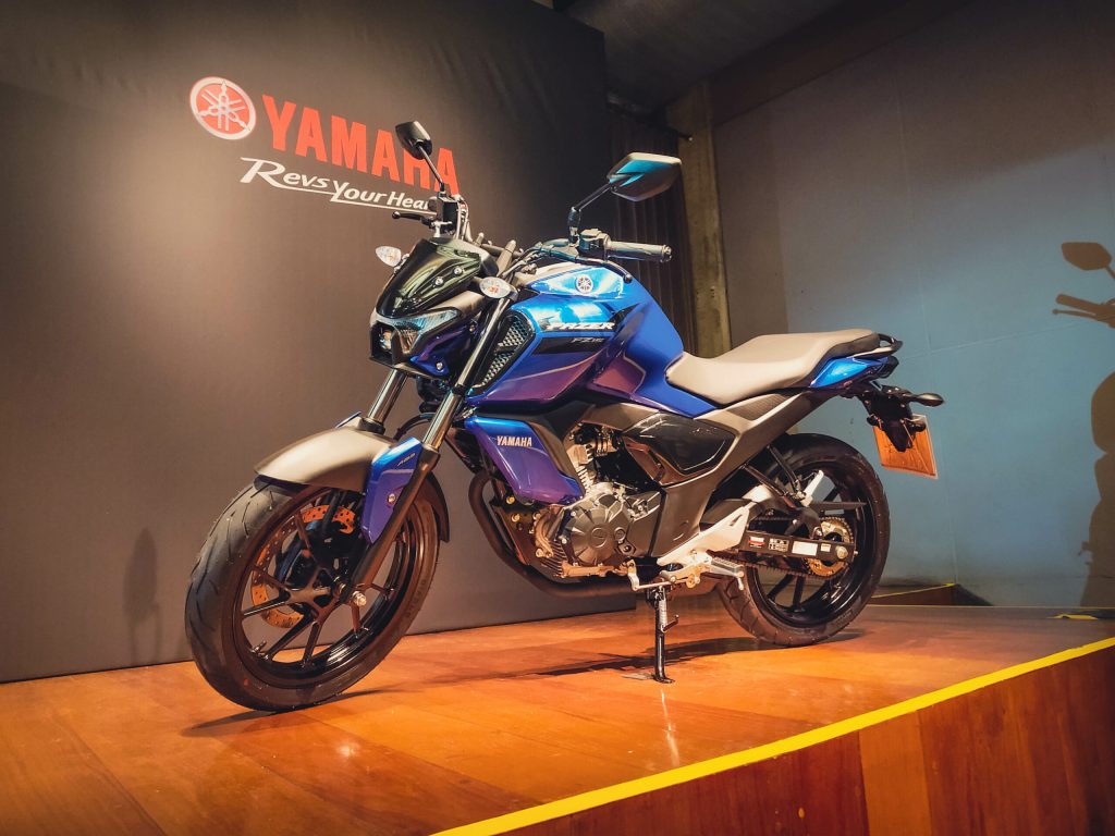 Yamaha Fazer FZ15 ABS 2023 Preços Consumo Cores