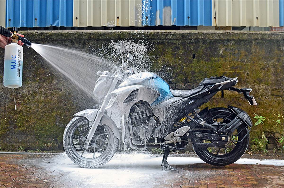Pode Lavar a Moto com Sabão em Pó